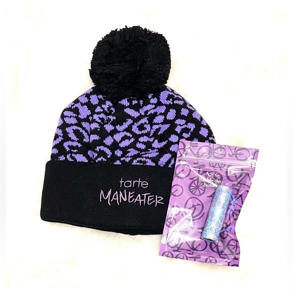 tarte Accessories - Tarte Maneater Knit Cap Hat Beanie With Fluff Ball (Rare) with Lipstick